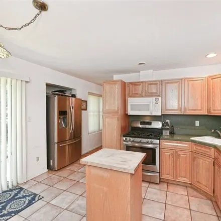 Image 7 - 26 Wildberry Ct, Commack, New York, 11725 - Condo for sale