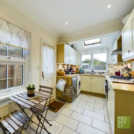 Image 4 - 1 Lennox Road, Reading, RG6 1PJ, United Kingdom - House for sale