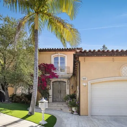 Rent this 4 bed house on 3002 Hutton Place in Beverly Hills, CA 90210