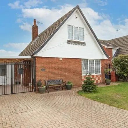 Buy this 3 bed house on Ash Hill Crescent in Hatfield, DN7 6HY