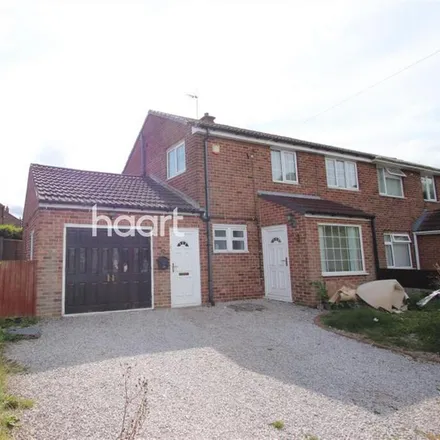 Rent this 3 bed duplex on Hampstead Drive in Derby, DE22 4GP