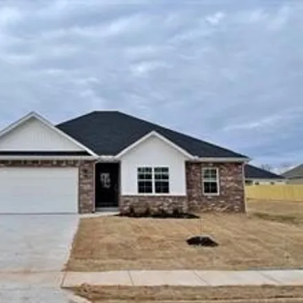 Rent this 3 bed house on 663 Woodland St in Centerton, Arkansas