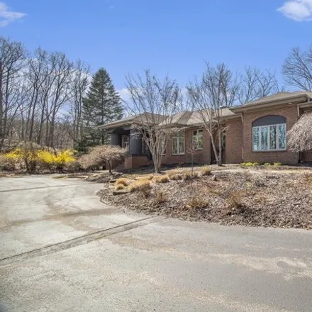 Image 3 - 3399 Mahogany Court Northeast, Grand Rapids Charter Township, MI 49525, USA - House for sale