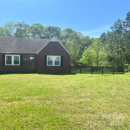 Buy this 3 bed house on 6583 Sherrills Ford Road in Sherrills Ford, Catawba County