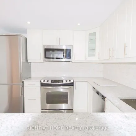Image 2 - 64 Douro Street, Old Toronto, ON M6K 3M9, Canada - Townhouse for rent
