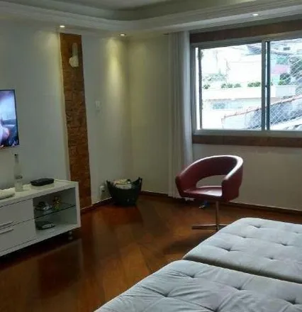 Rent this 2 bed apartment on Rua Amparo in Vila Valparaíso, Santo André - SP