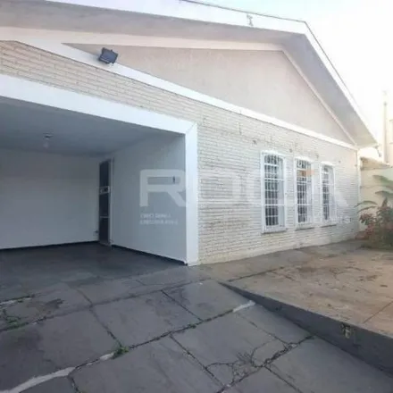 Rent this 3 bed house on Lotexx Loterias in Rua Padre Texeira, Vila Elisabeth