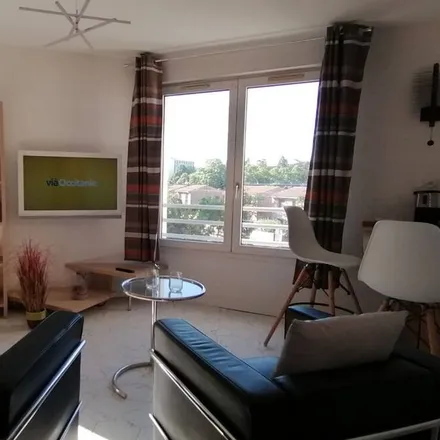 Rent this 1 bed apartment on 31700 Blagnac