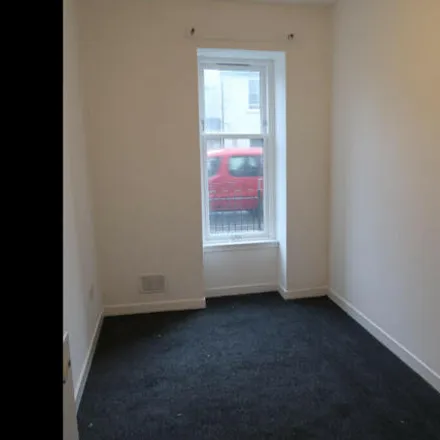 Image 3 - Beith Road, Elderslie, PA5 8YL, United Kingdom - Apartment for rent