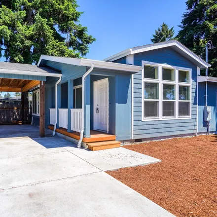 Buy this 3 bed house on 6927 Southeast Crystal Springs Boulevard in Portland, OR 97206