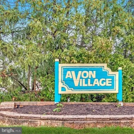 Image 2 - unnamed road, Twin Rivers, East Windsor Township, NJ, USA - Condo for sale