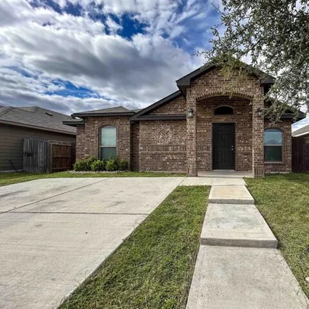 Rent this 3 bed house on unnamed road in Laredo, TX