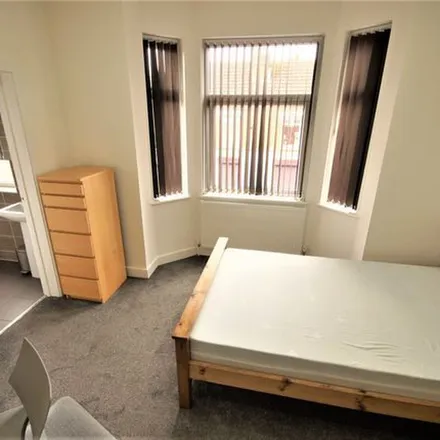 Image 7 - 102 Northfield Road, Coventry, CV1 2BQ, United Kingdom - Apartment for rent