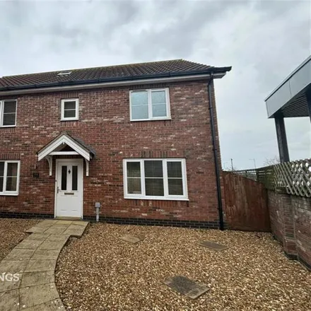 Rent this 3 bed house on Mill Lane in Bradwell, NR31 8HT