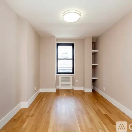 Image 3 - Columbus Ave, Unit 15R - Apartment for rent