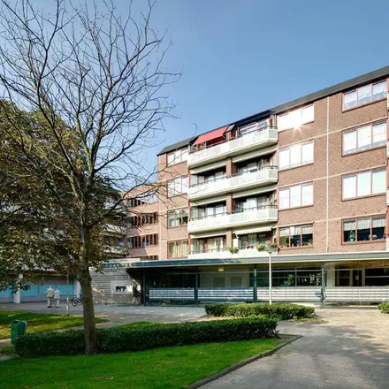 Rent this 1 bed apartment on Goudseplein 24 in 3031 ZC Rotterdam, Netherlands