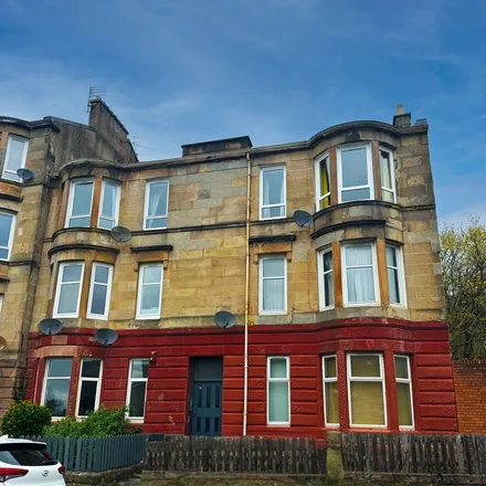 Rent this 3 bed apartment on 14 Broompark Drive in Glasgow, G31 2BX