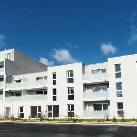 Rent this 2 bed apartment on 10 bis Rue de la Taponnière in 44230 Saint-Sébastien-sur-Loire, France