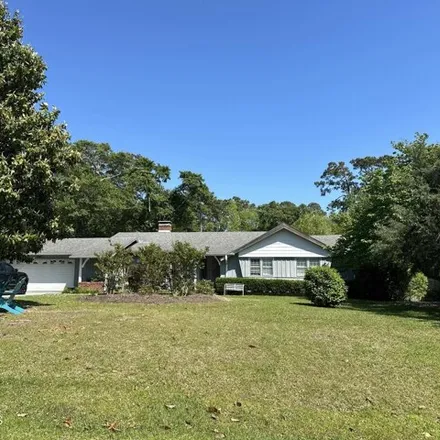 Buy this 3 bed house on 113 Gull Harbor Drive in Carteret County, NC 28570
