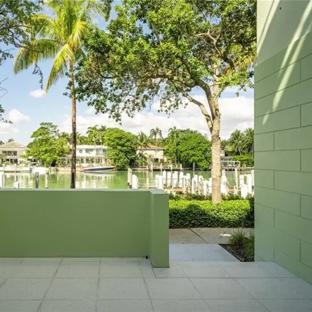 Image 3 - 6109 West Laguna Drive, Miami Beach, FL 33141, USA - House for sale