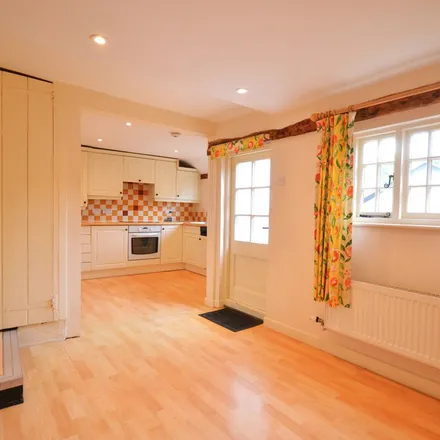 Rent this 3 bed apartment on High Street in Newport, CB11 3PF