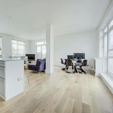 Buy this 3 bed house on 2 Stanhope Gardens in London, SW7 5RG