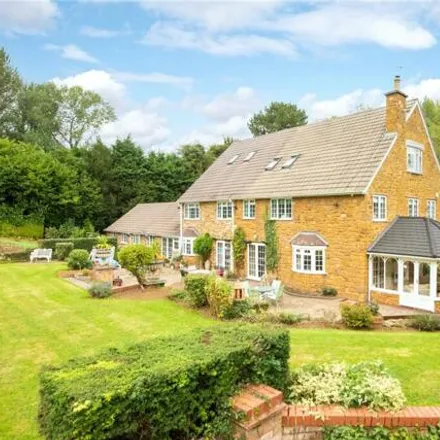 Buy this 6 bed house on Watermill Close in Desborough, NN14 2XW