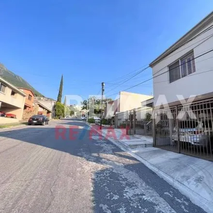Buy this 3 bed house on Guillermo Marconi in Contry La Silla, 64860 Guadalupe