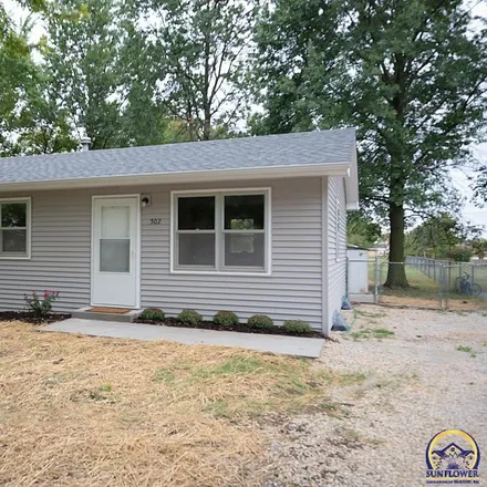 Buy this 3 bed house on 502 East 10th Street in Lyndon, KS 66451