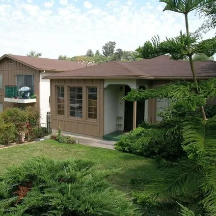Buy this 1studio house on 841 East 4th Avenue in Escondido, CA 92025
