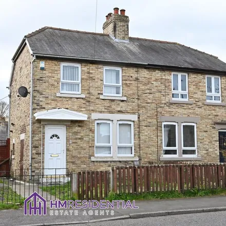 Rent this 2 bed duplex on WYLAM VIEW-E/B in Wylam View, Winlaton