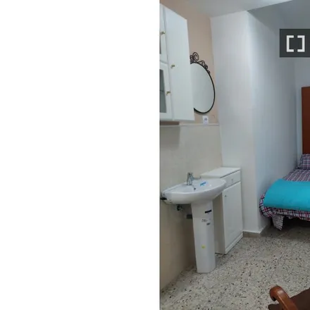 Rent this 6 bed room on El Igloo in Calle del Marqués de Lema, 7