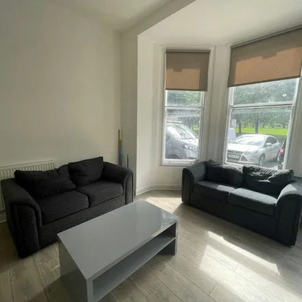 Rent this 3 bed apartment on The Old Horse in 198 London Road, Leicester