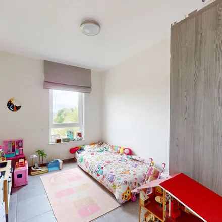 Rent this 2 bed apartment on E19 in 7181 Seneffe, Belgium