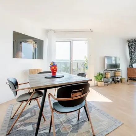 Rent this 2 bed apartment on Saint-Germain-en-Laye