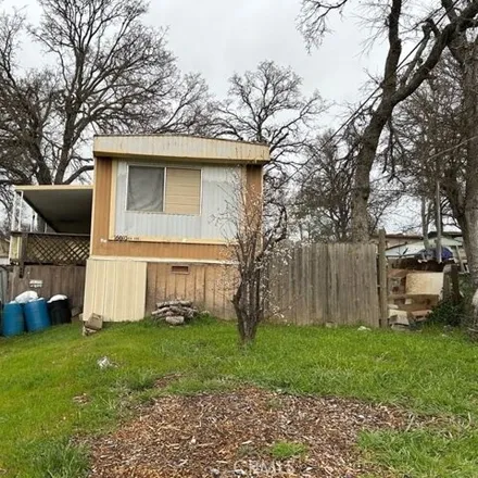 Buy this studio apartment on 16014 39th Avenue in Clearlake, CA 95422
