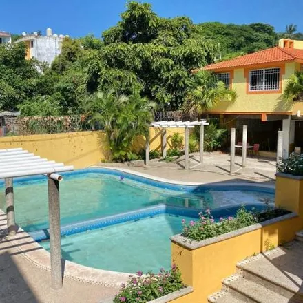 Buy this 3 bed house on Avenida Santa Cruz in Cuauhtémoc, 39300 Acapulco