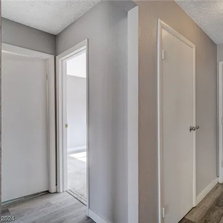 Image 3 - 4498 Newsom Circle, Paradise, NV 89119, USA - Condo for rent