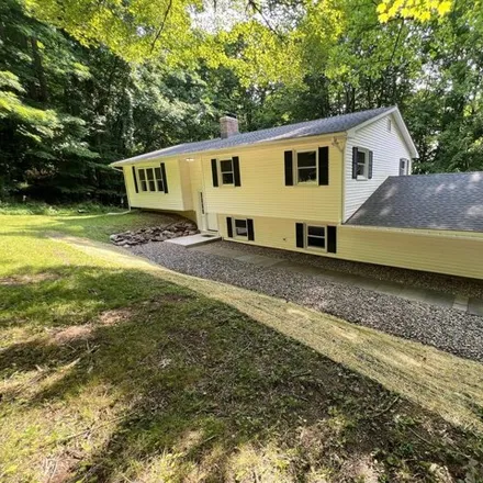 Buy this 5 bed house on 774 Chestnut Tree Hill Rd in Southbury, Connecticut