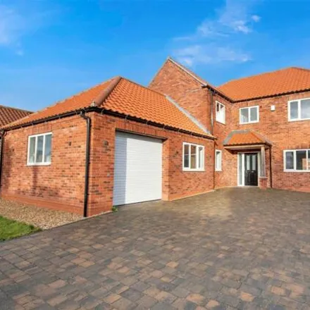 Buy this 4 bed house on Top Pasture Lane in South Wheatley, DN22 9BY