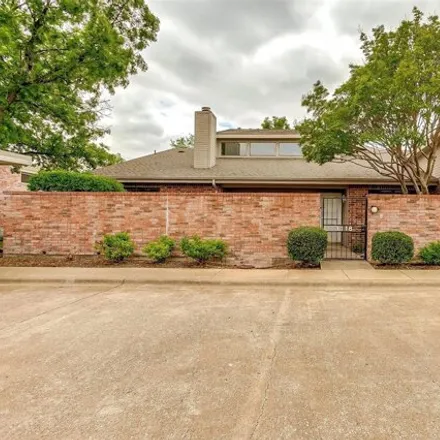Image 1 - 1183 Forest Creek Street, Benbrook, TX 76126, USA - House for sale