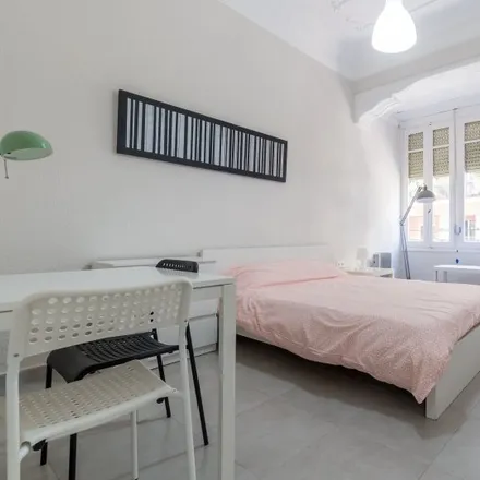 Image 4 - Carrer de Sueca, 67, 46006 Valencia, Spain - Room for rent