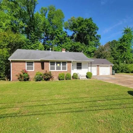 Buy this 4 bed house on 3477 Brookmeade Street in Memphis, TN 38127