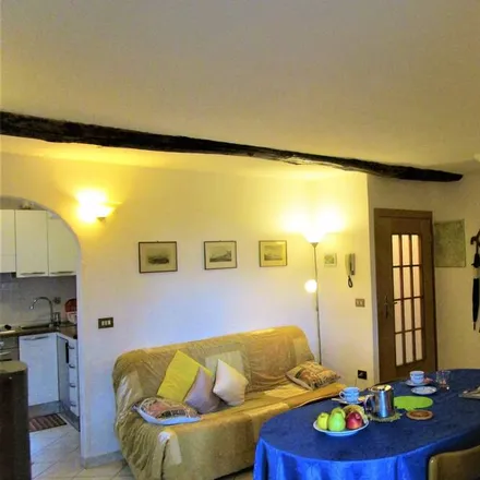 Rent this 1 bed apartment on BREGLIA in Via del Murello, 22010 Breglia CO