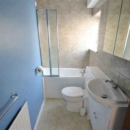 Rent this 2 bed apartment on 10 Lysons Road in Aldershot, GU11 1NB
