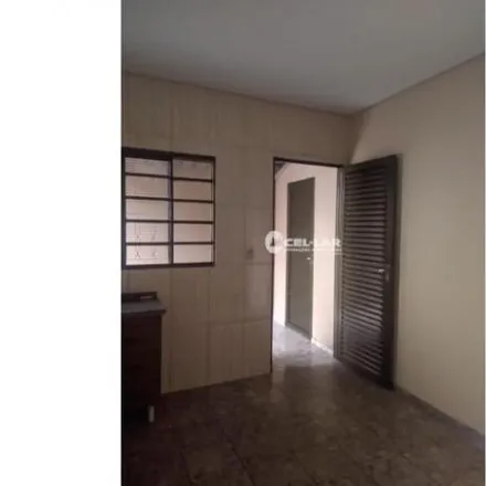Buy this 2 bed house on Rua Luiz Alberto Montenegro Rodrigues in Jardim Redentor, Bauru - SP