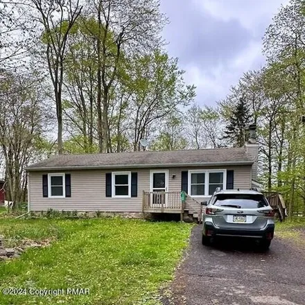 Buy this 3 bed house on 745 Chickadee Drive in Coolbaugh Township, PA 18346