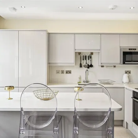 Rent this 2 bed apartment on 9-10 Cornwall Gardens in London, SW7 4AL