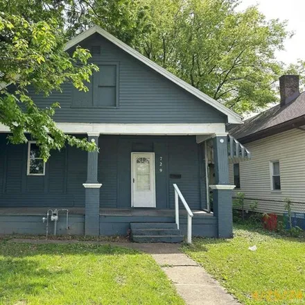 Buy this 2 bed house on 1511 South Evans Avenue in Evansville, IN 47713