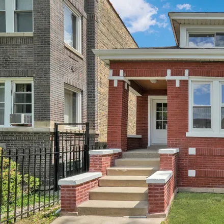 Image 1 - 1021 North Harding Avenue, Chicago, IL 60651, USA - House for sale
